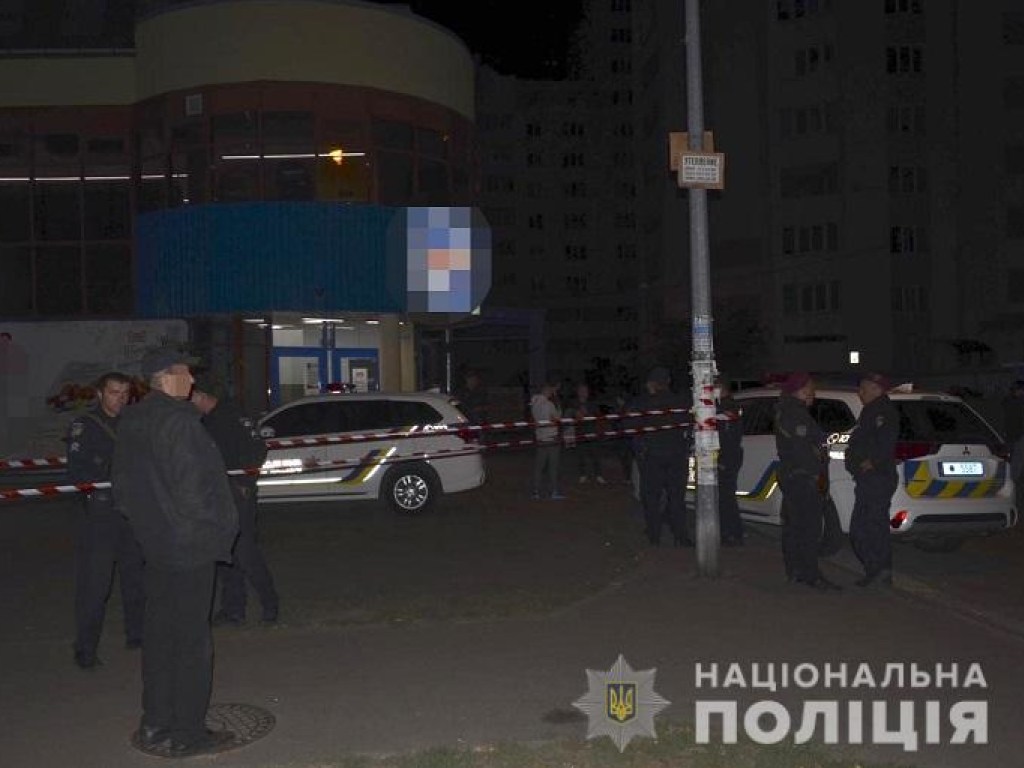 Драка со стрельбой на Рембазе в Киеве: стало известно о состоянии спецназовца (ФОТО)