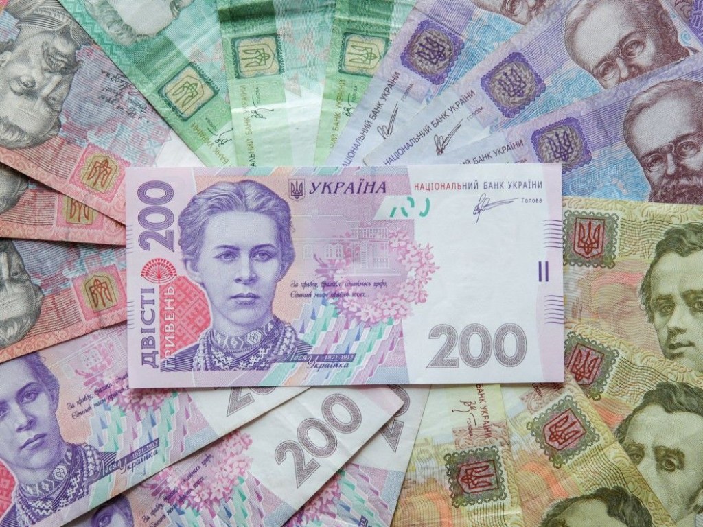 Украина отдаст треть бюджета-2020 на погашение долгов за счет эмиссии гривны – экономист