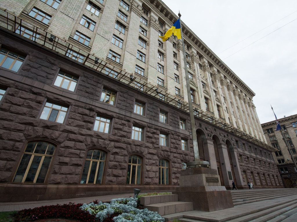 Сокращение количества депутатов Киевсовета ничем не обосновано – политолог