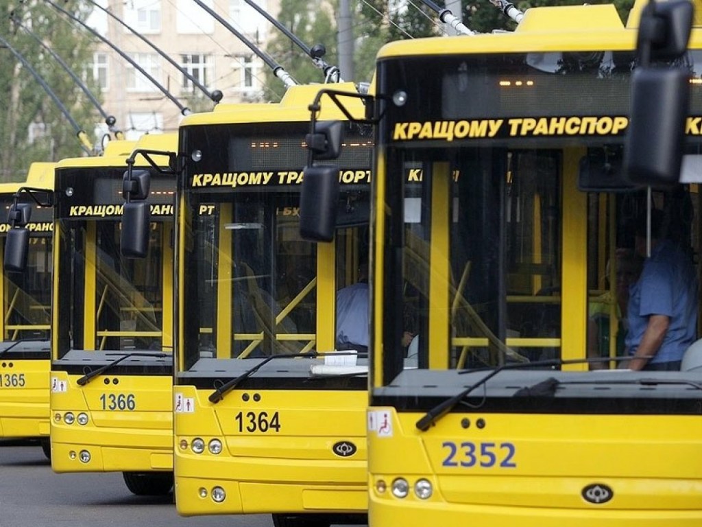 В ночь на 25 сентября в Киеве изменится движение транспорта