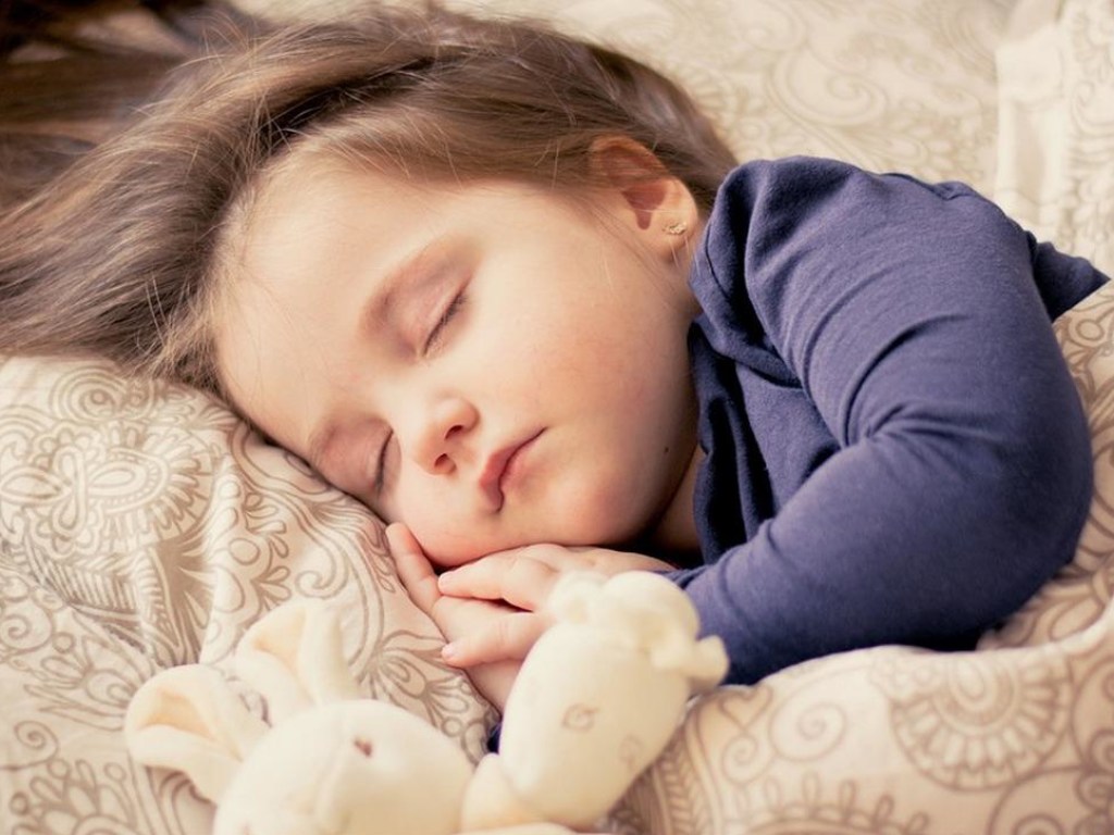 Эксперты дали шесть советов, которые улучшат сон у ребенка