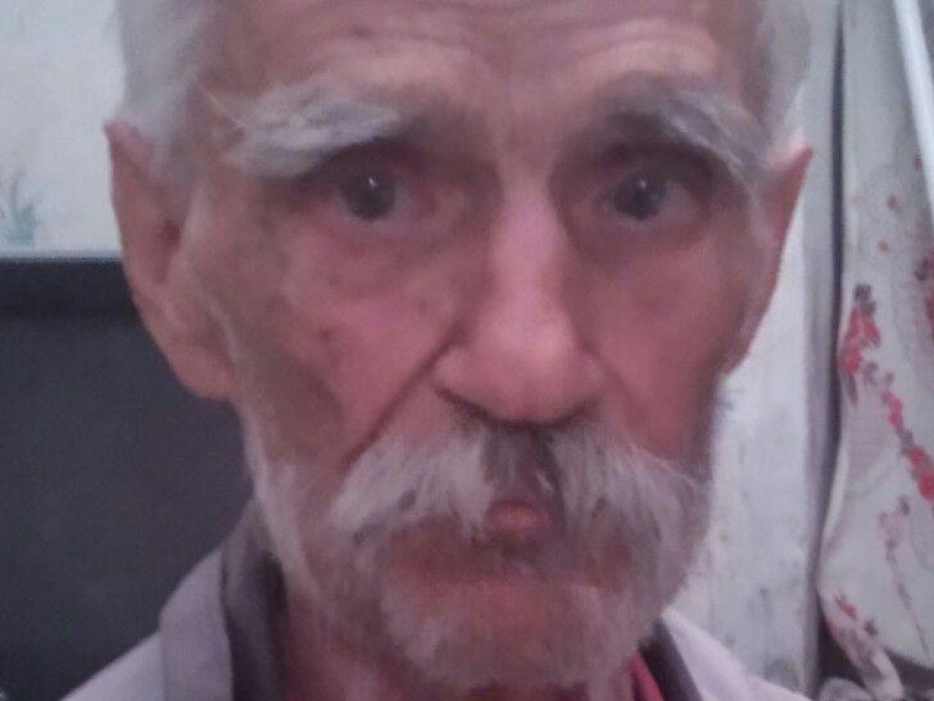 Пропал 77-летний житель Днепра: вышел из больницы и больше его не видели (ФОТО)