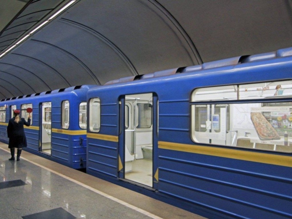 В Киеве остановлена «зеленая» ветка метро