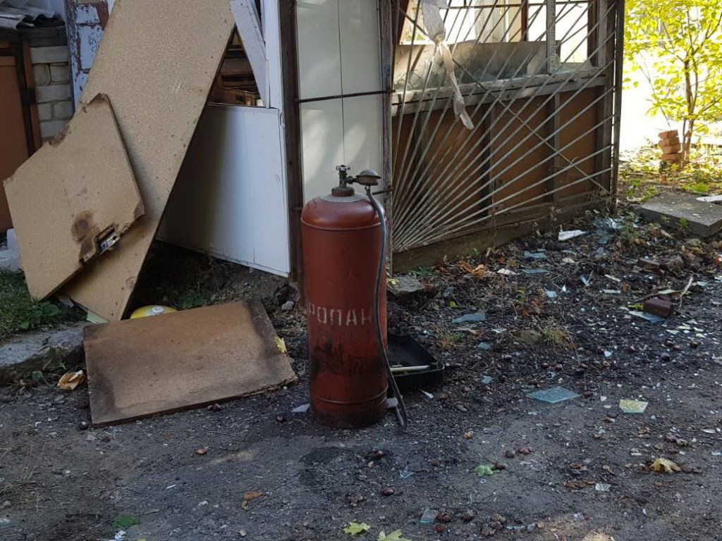 В общежитии на Харьковщине произошел взрыв, пострадали люди