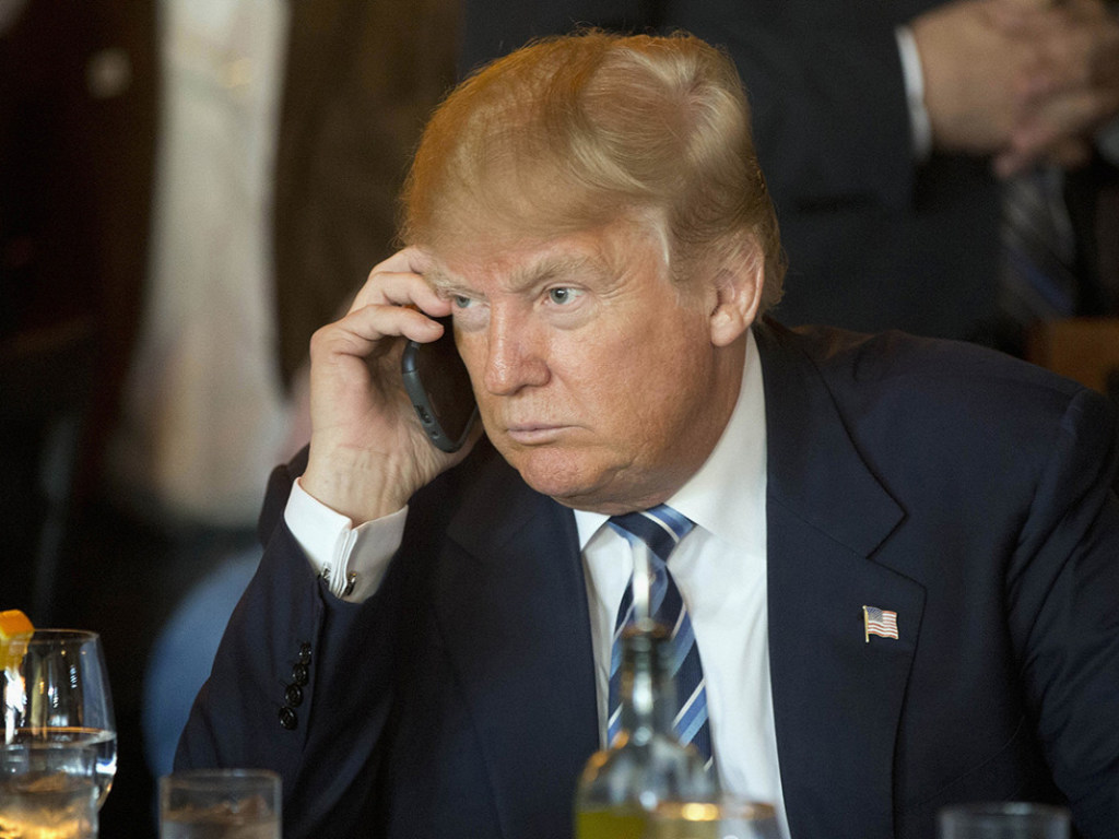 Белый дом обязали хранить записи всех телефонных разговоров Трампа