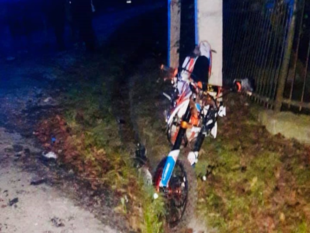 На Прикарпатье подростки на мотоцикле разбились насмерть: за рулем был 14-летний мальчик (ФОТО)