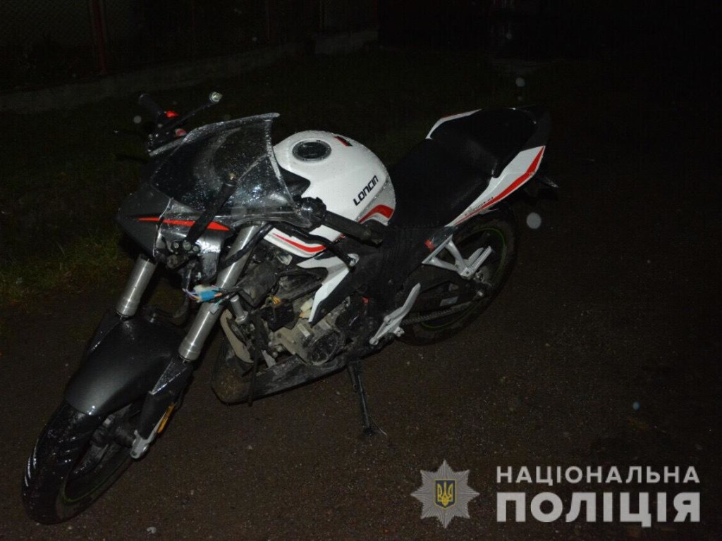 На Закарпатье 18-летний мотоциклист насмерть сбил 62-летнего односельчанина (ФОТО)