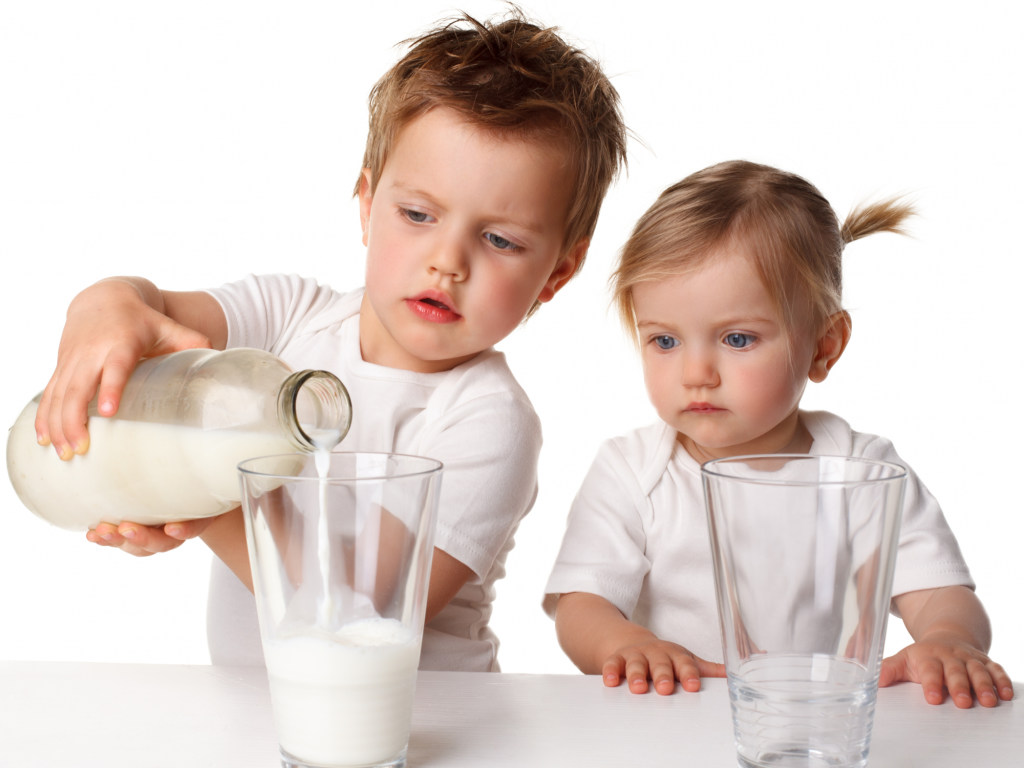 Доктор Комаровский рассказал родителям малышей о ценности молочных продуктов