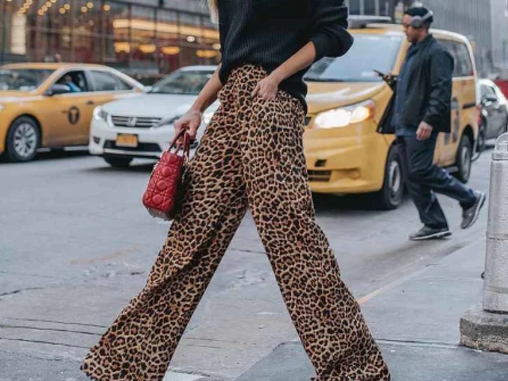 Стильные брюки на осень-зиму, которые подойдут женщинам в 30-40 лет (ФОТО)
