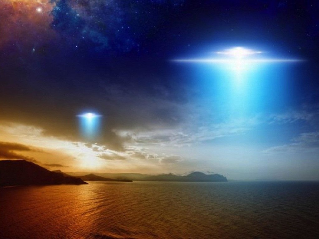 В США очевидцы сделали запись «инопланетного флота НЛО» (ВИДЕО)
