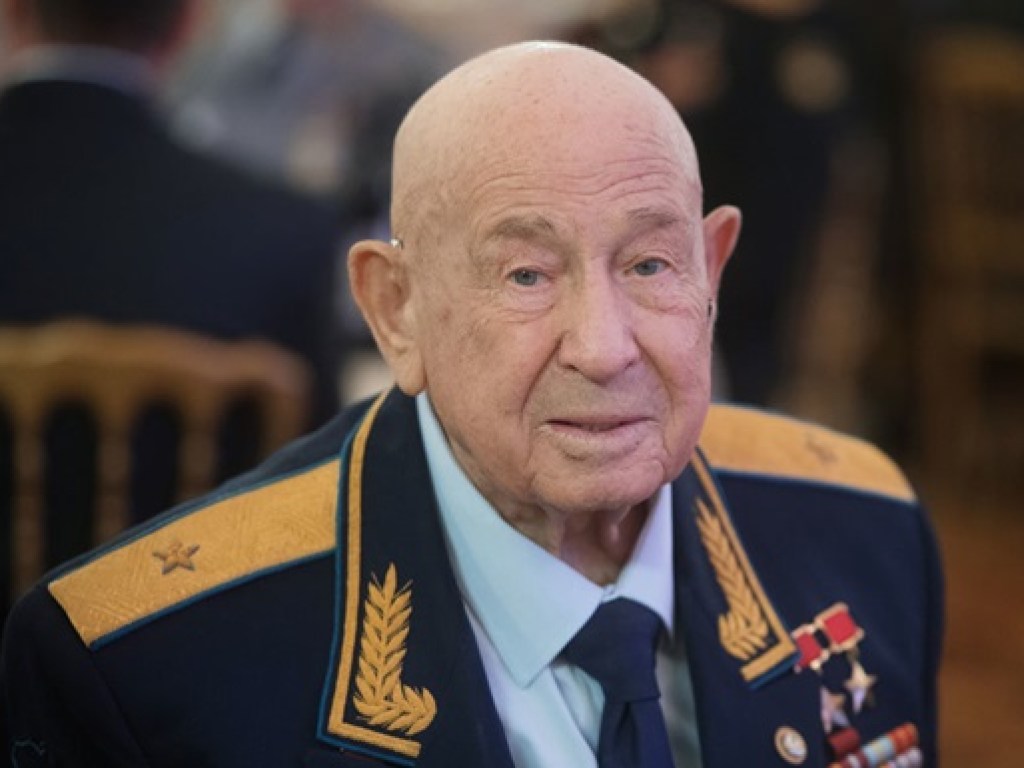 Советский космонавт Алексей Леонов скончался: его похоронят 15 октября (ФОТО)