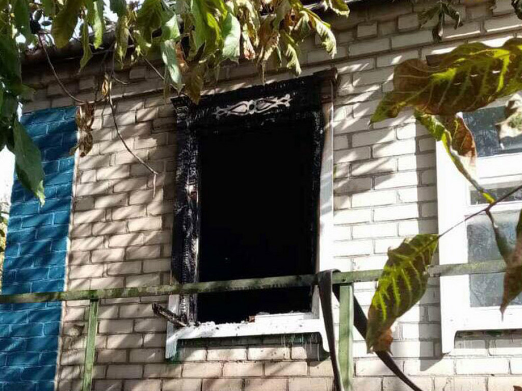 Хозяйка частного дома в Днепре погибла при пожаре  (ФОТО)