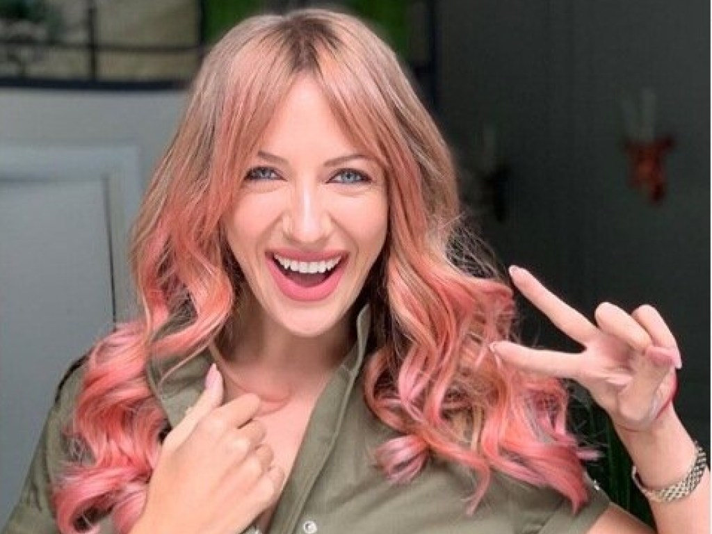Леся Никитюк удивила подписчиков неожиданным цветом волос (ФОТО)