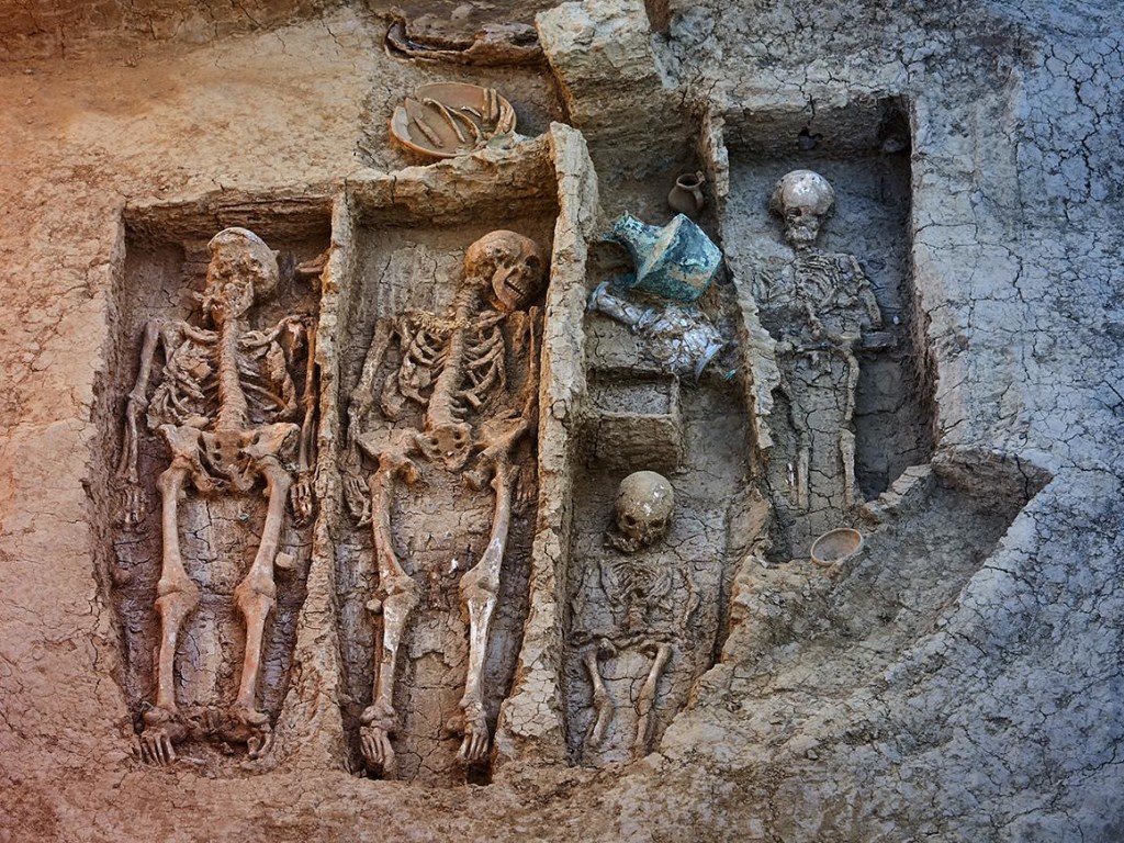 Археологи рассказали, когда в Европе появилось рабство