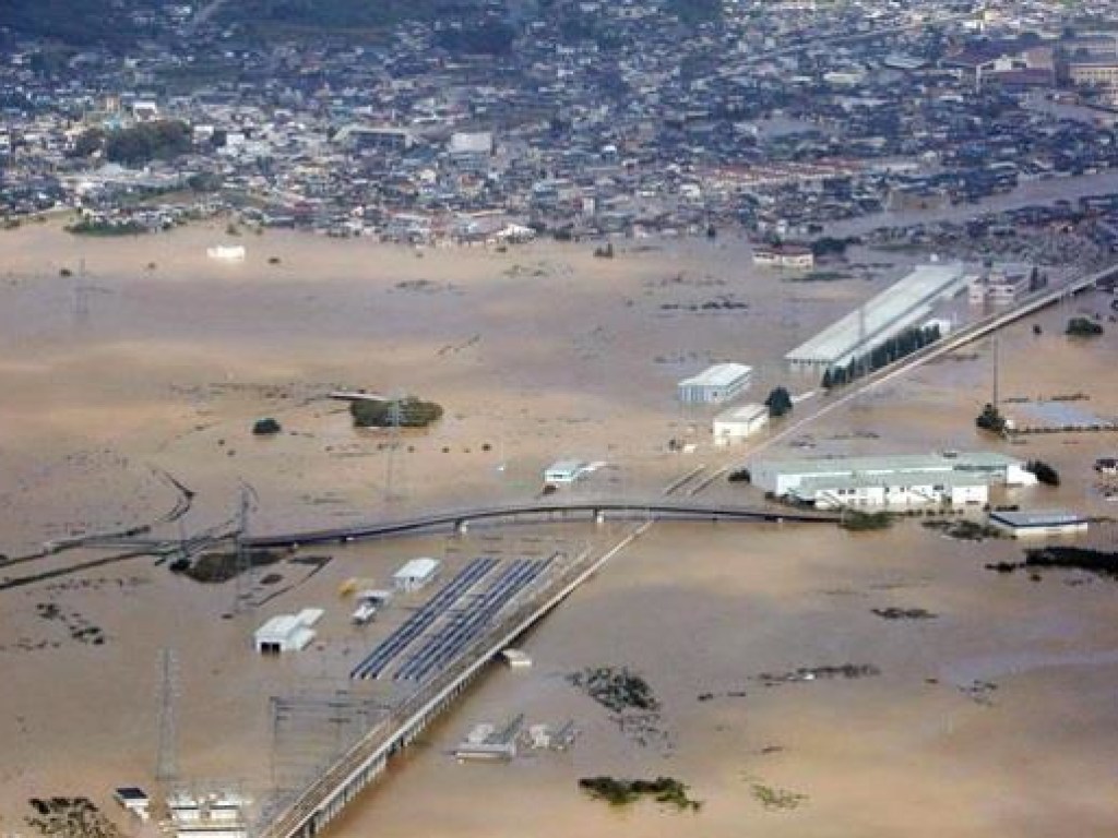 В результате тайфуна в Японии число погибших выросло в три раза