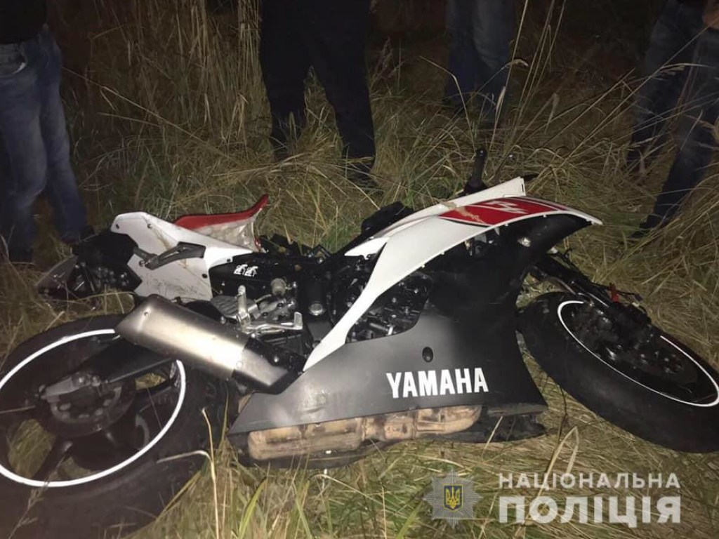 На Прикарпатье молодой мотоциклист вылетел в кювет и погиб (ФОТО)
