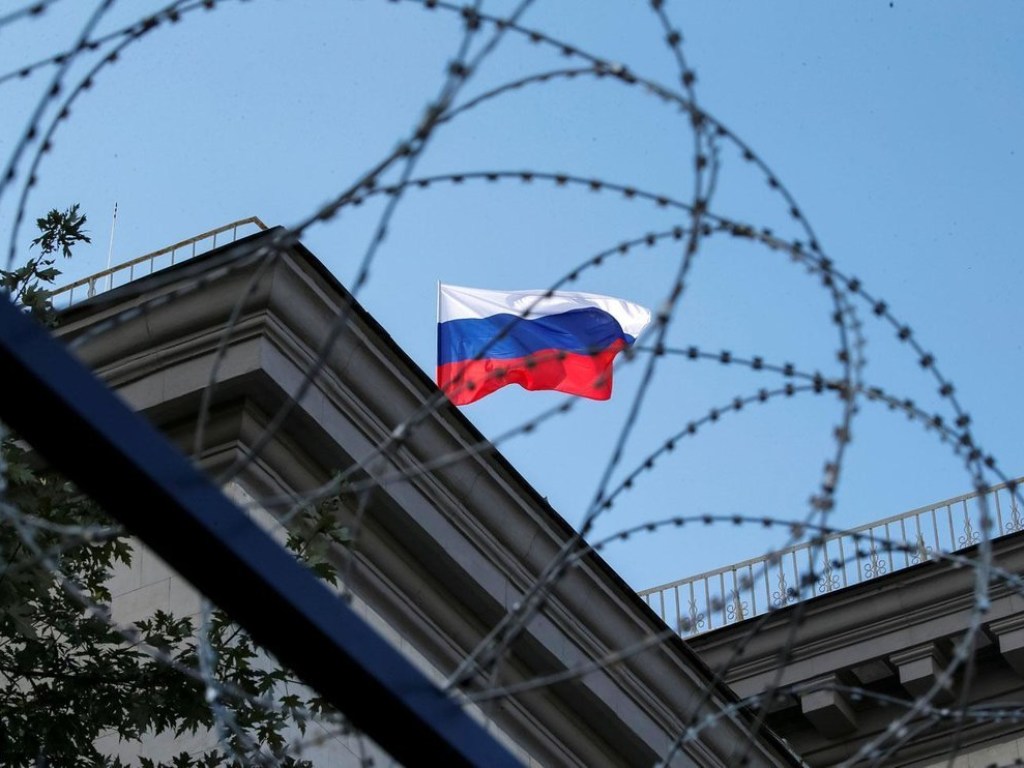 Евросоюз продлил санкции в отношении РФ из-за дела Скрипаля