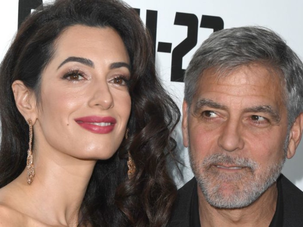 58-летнего Джорджа Клуни запоздрили в неверности (ФОТО)