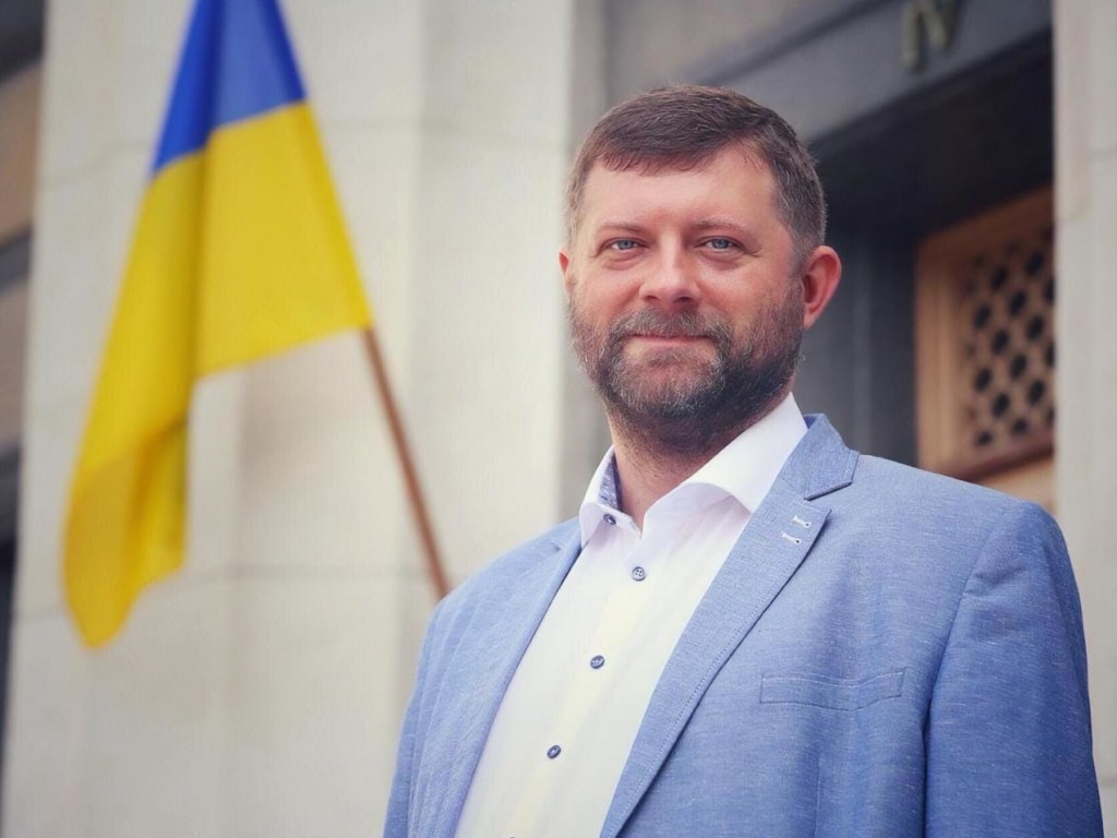 Министра обороны Украины хотят пригласить 18 октября в парламент для обсуждения бюджета 