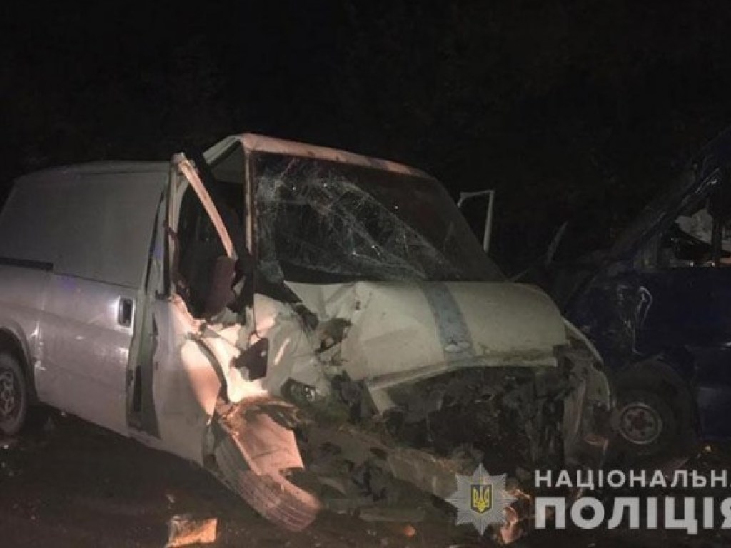 Фура в Тернопольской области выехала на «встречку»: погиб водитель микроавтобуса (ФОТО)