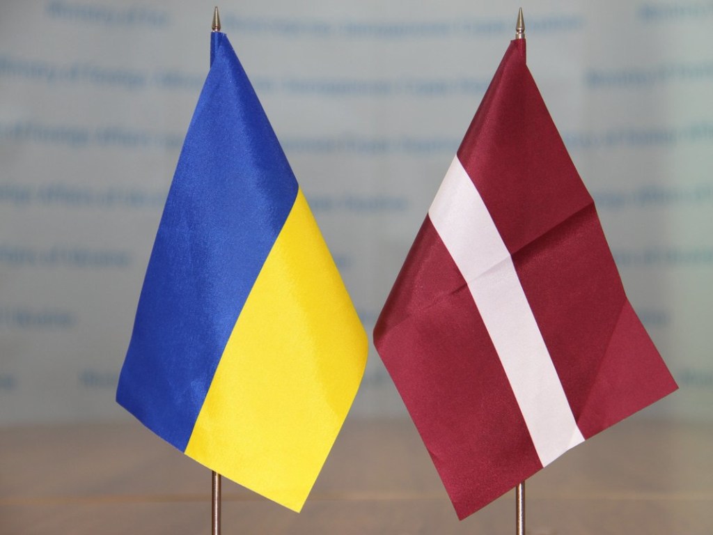 Украина и Латвия займутся возвращением вывезенных экс-чиновниками денег
