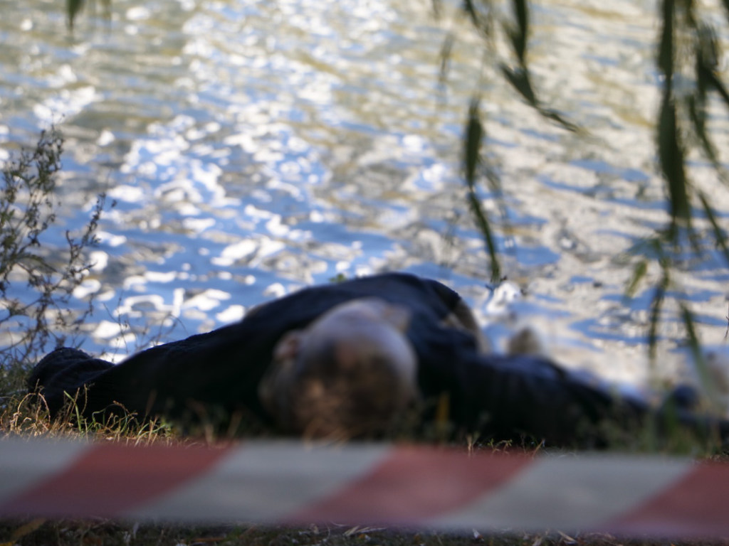 На столичном Радужном утонул мужчина (ФОТО, ВИДЕО)