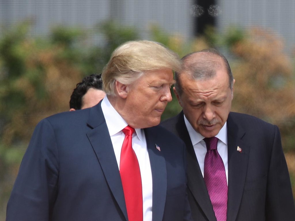 «Не упрямься»: Трамп написал письмо Эрдогану (ФОТО)