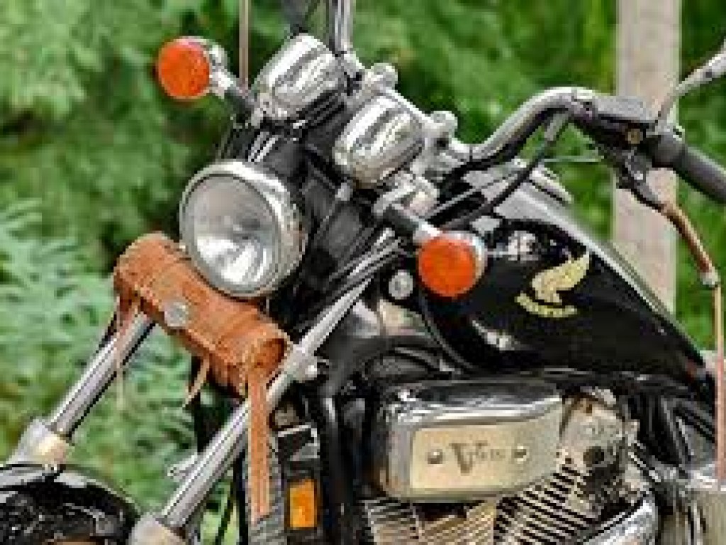 В Одессе мотоциклист чуть не сбил сотрудника «Муниципальной стражи» (ВИДЕО)