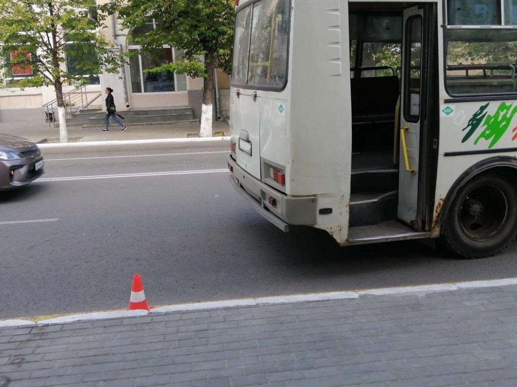 В Тернопольской области девочка выпала из автобуса и погибла