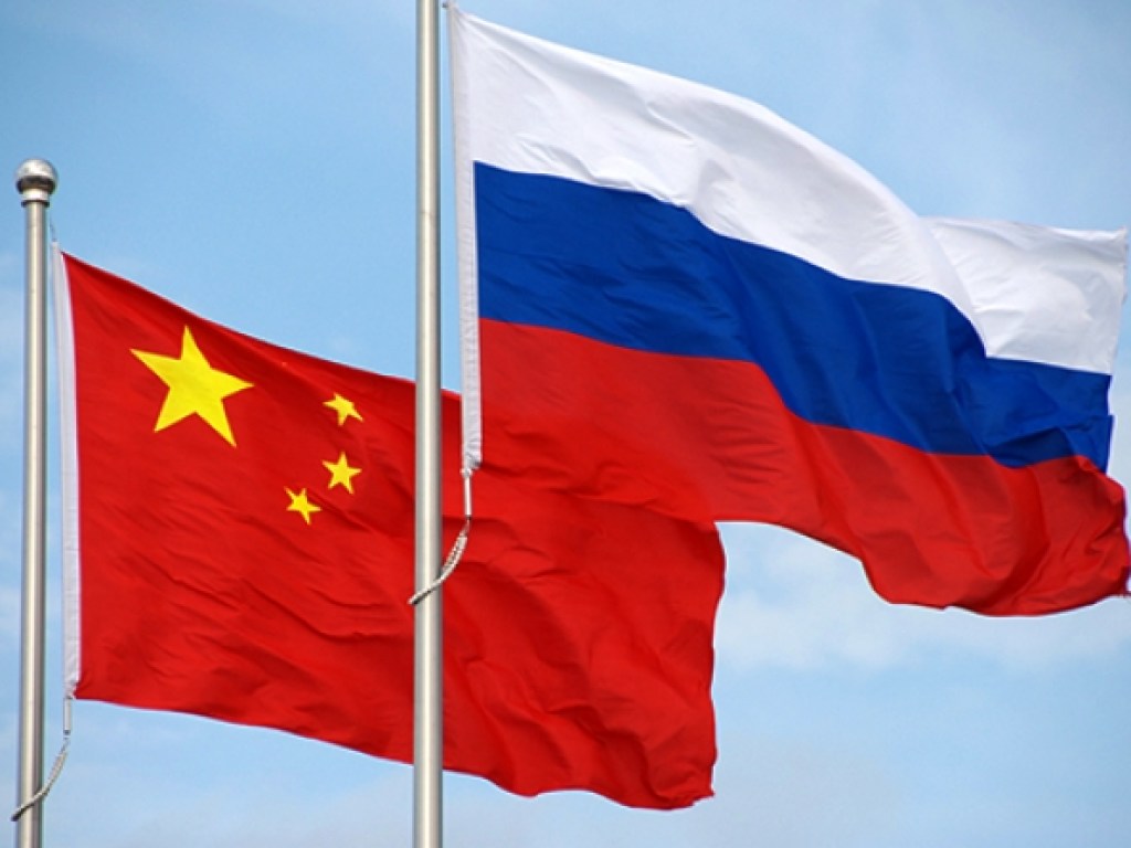 Россия и Китай не станут создавать новый военный блок – европейский аналитик