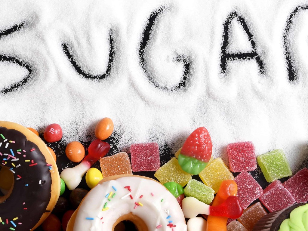 Отказ от сахара во время диет приносит вред организму – врачи