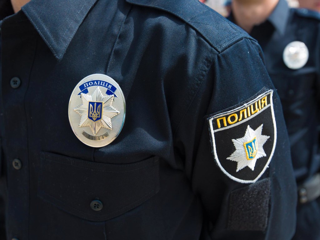 В центре Киева в отеле похитили крупную сумму: видео дерзкой кражи  