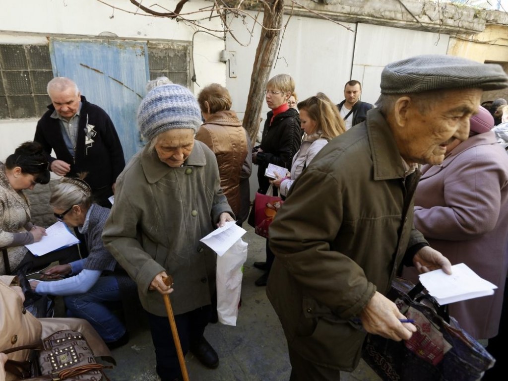 Пенсионерам-переселенцам правительство задолжало более 8 миллиона гривен &#8212; Денисова