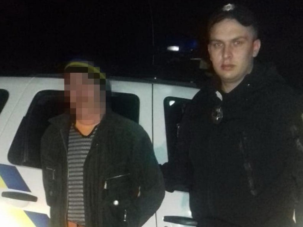 На Луганщине пьяный рецидивист угрожал ножом детям (ФОТО)