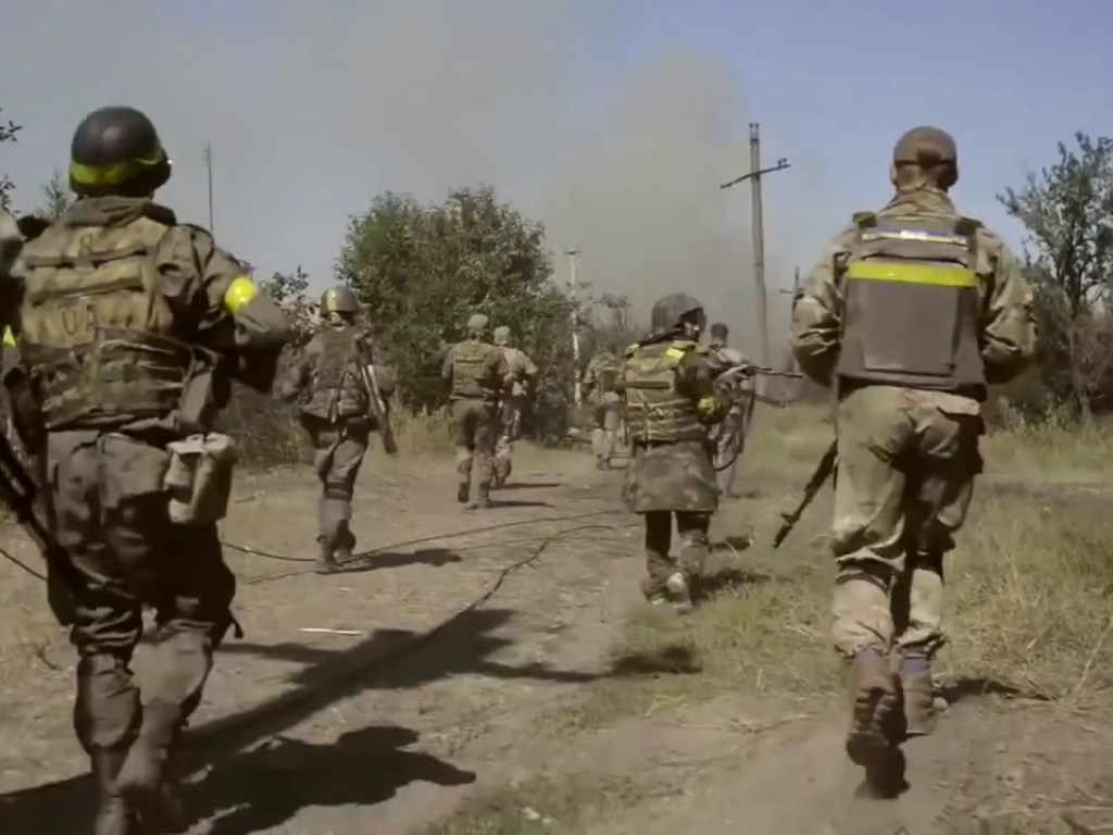 Участники боевых действий на Востоке Украины сегодня предоставлены сами себе &#8212; эксперт