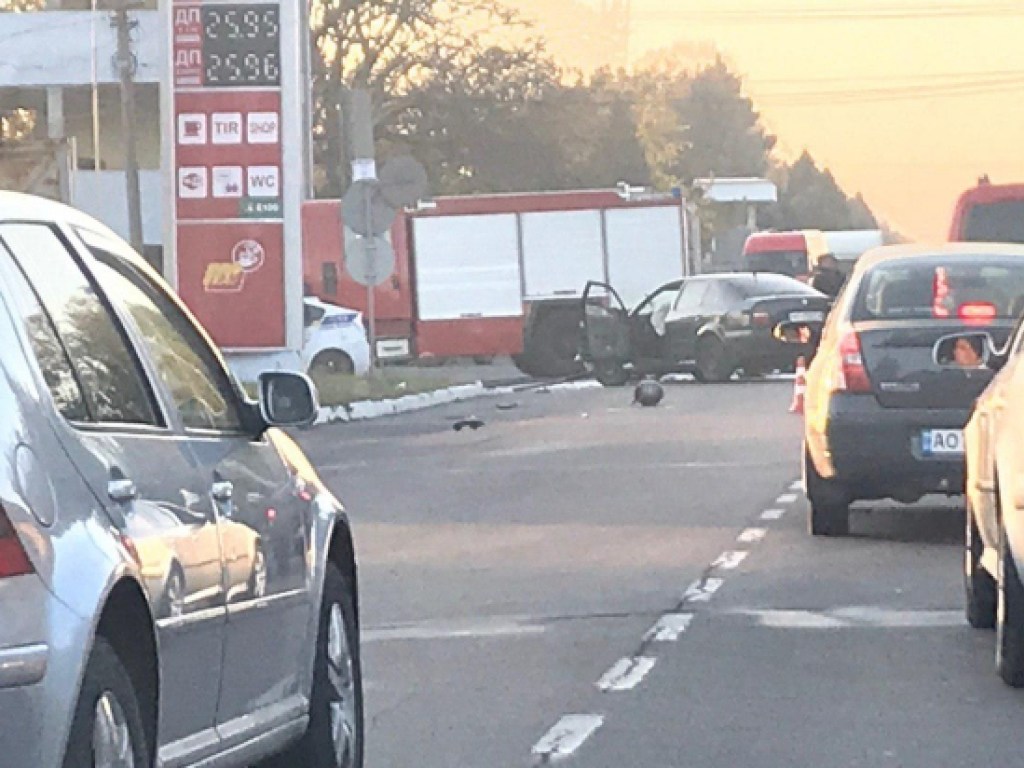 ДТП в Мукачево: мотоциклист умер на операционном столе, виновницу аварии поместили в изолятор