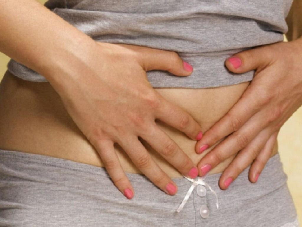 Медики назвали главные симптомы рака шейки матки