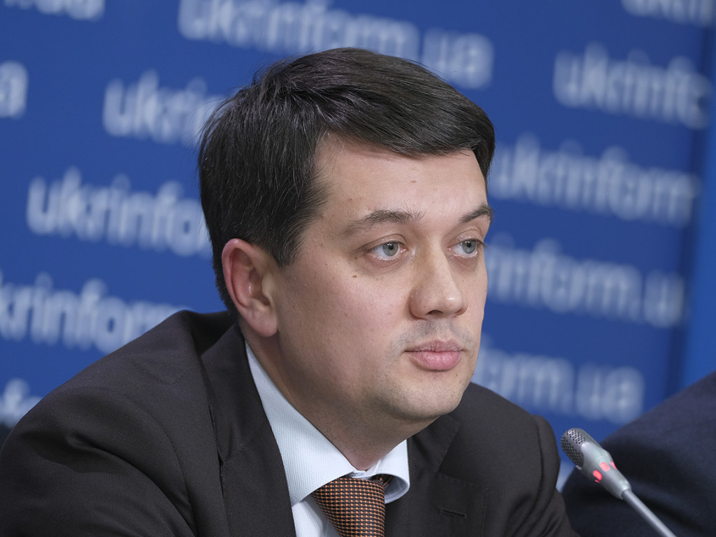Разумков заявил, что проект госбюджета будет принят вовремя