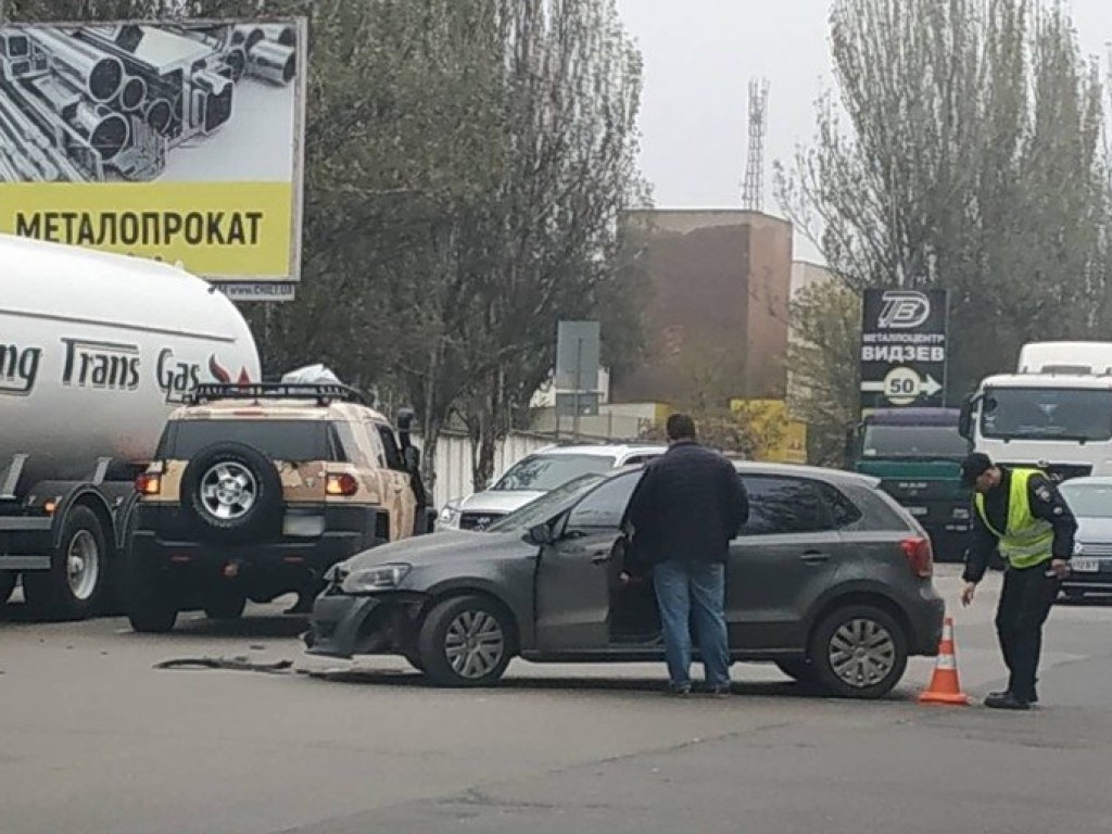 Девушка на Volkswagen врезалась в Toyota в Николаеве (ФОТО)
