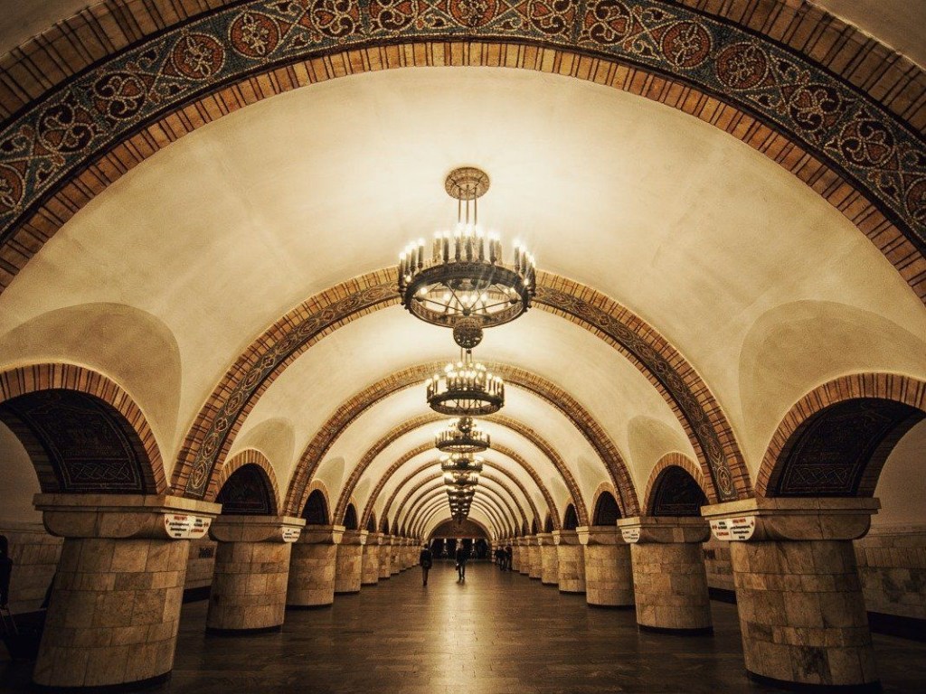Ремонт эскалаторов: по утрам в Киевском метрополитене будут закрывать станцию «Золотые ворота»