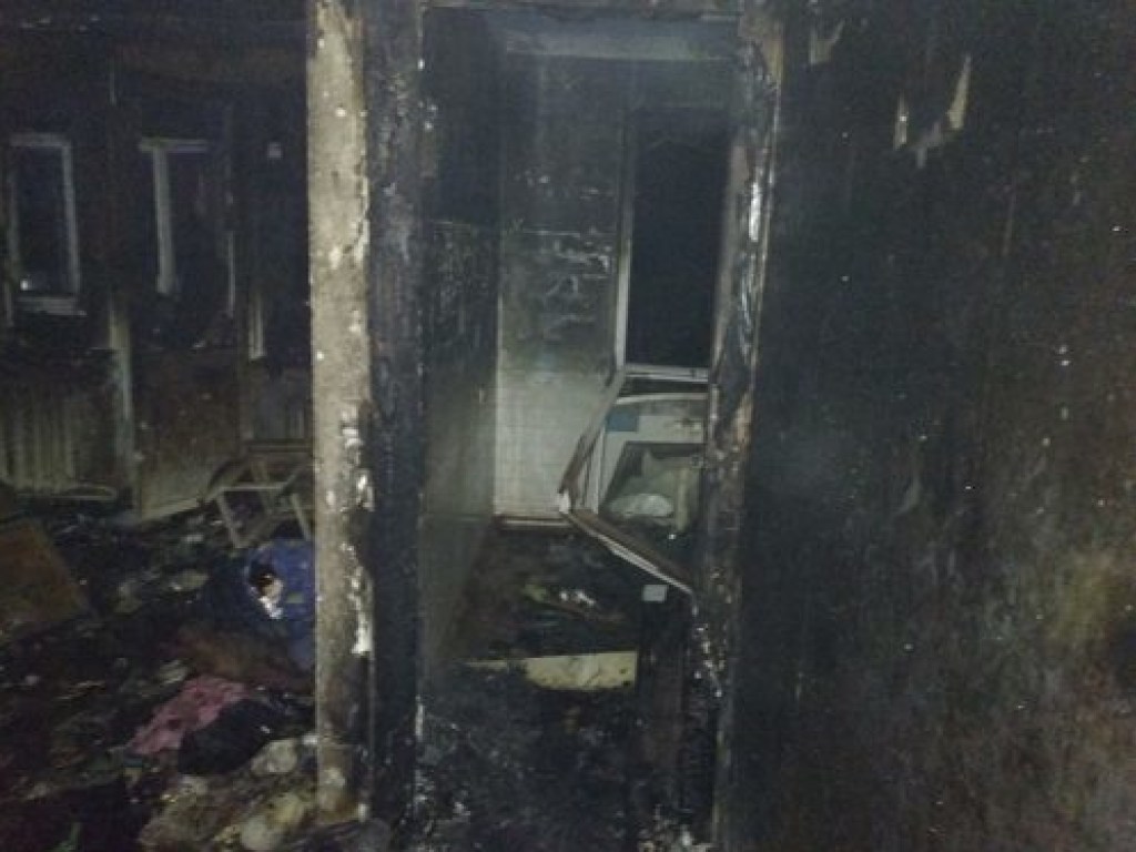 Хозяйка курила в помещении: в Черкассах сгорела квартира (ФОТО)