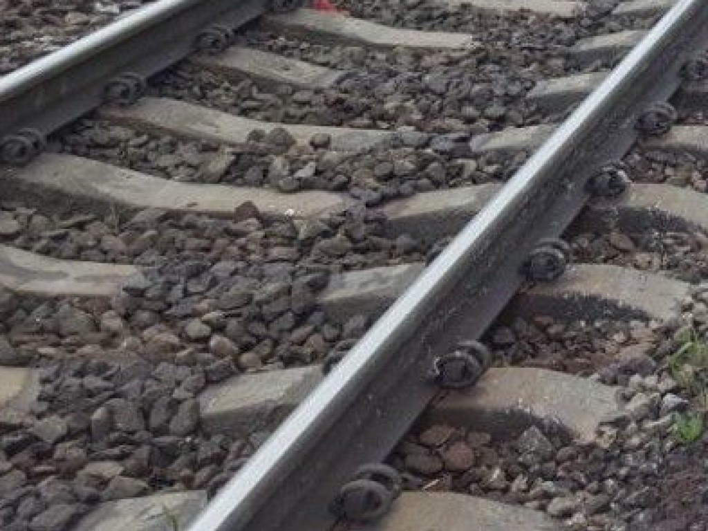 На Житомирщине под колесами поезда погиб 81-летний пенсионер