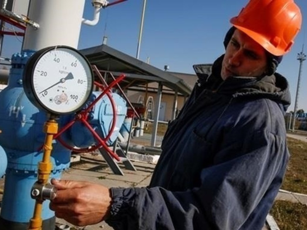 В связи с похолоданием Украина начала отбор газа из ПГХ