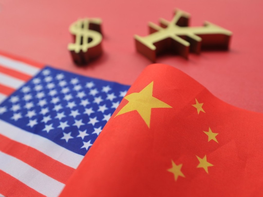 Эксперт: новые китайские пошлины на товары из США нанесут непоправимый удар по американской экономике
