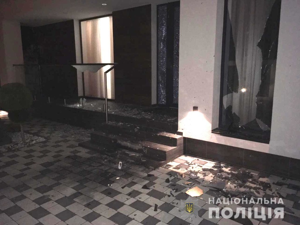 В Ровно в доме местного предпринимателя взорвалась боевая граната (ФОТО)