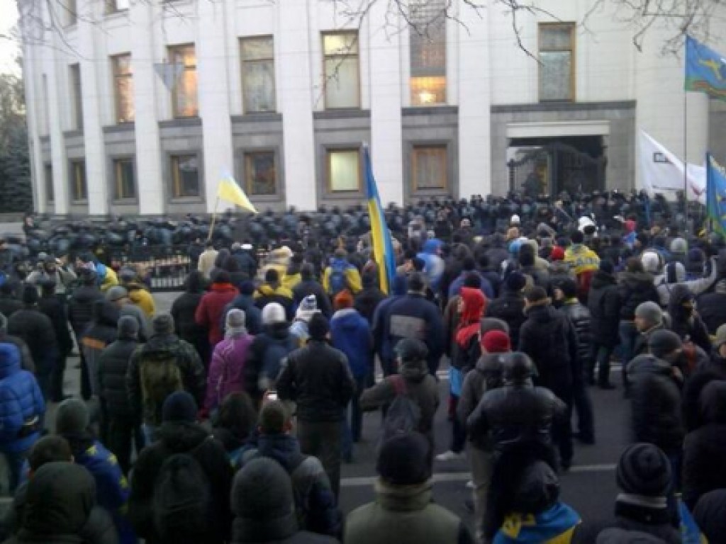 В Киеве проводят платные митинги против рынка земли – СМИ (СКРИНШОТ)