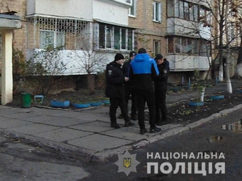 На Борщаговке в Киеве курьеру брызнули в лицо из газового баллончика и отобрали пиццу (ФОТО)