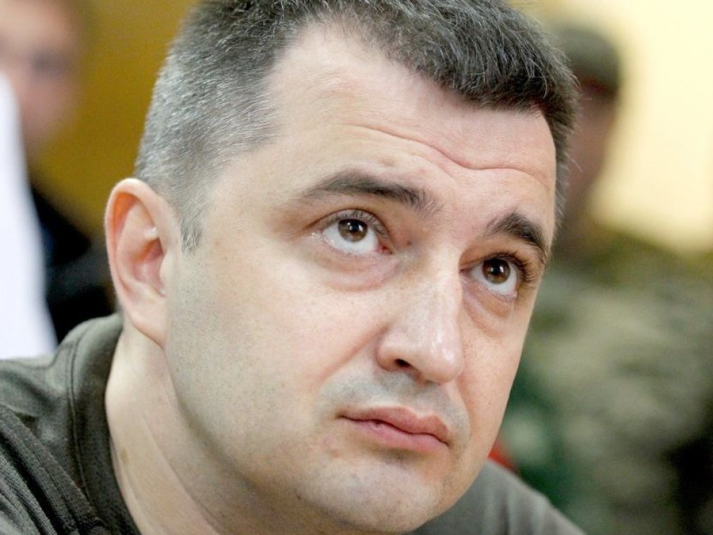 Эксперт: Арестом главы Укрэксимбанка Коломойский помогает Януковичу и Курченко вернуть деньги и медиа-активы