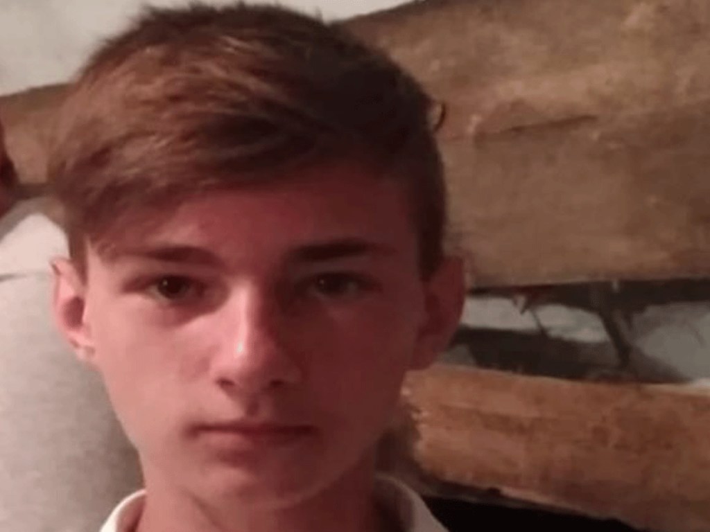 Не вернулся домой: в Харькове разыскивают 14-летнего мальчика (ФОТО)