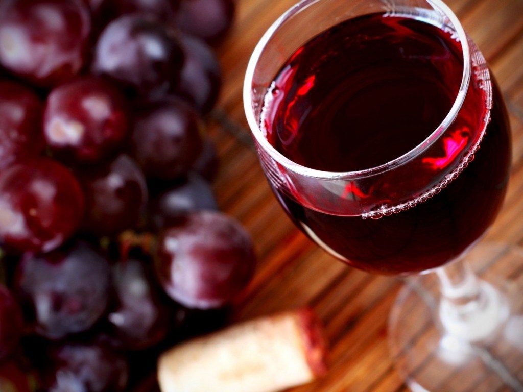 Названо вино, употребление бокала которого заменяет час занятий спортом